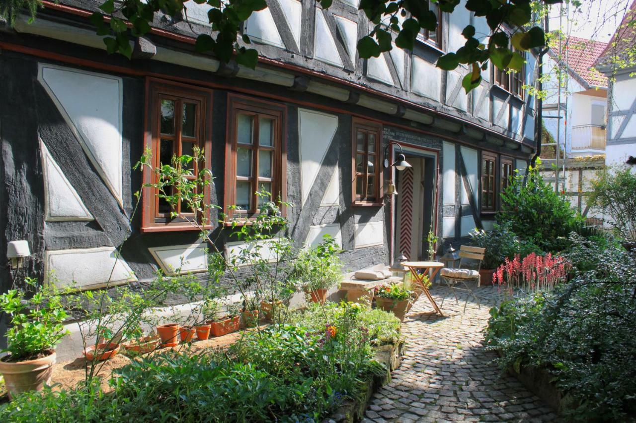Alte Pfarre Gudensberg Exterior foto